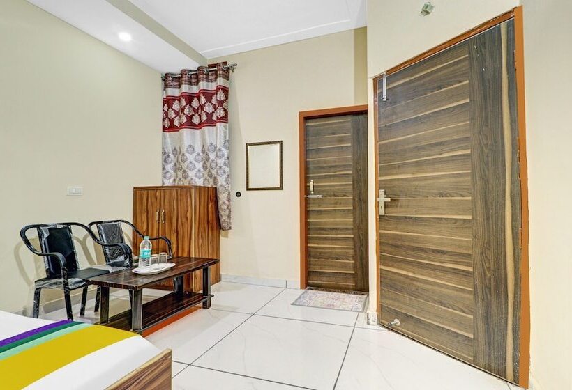 Hotel Itsy By Treebo Sk Grand