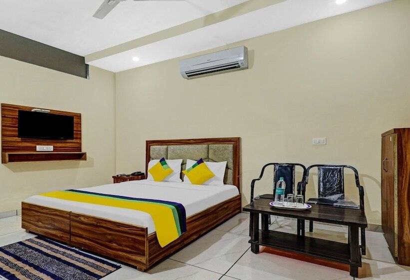 Hotel Itsy By Treebo Sk Grand