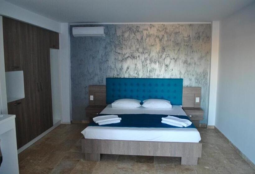 پانسیون Blue Border