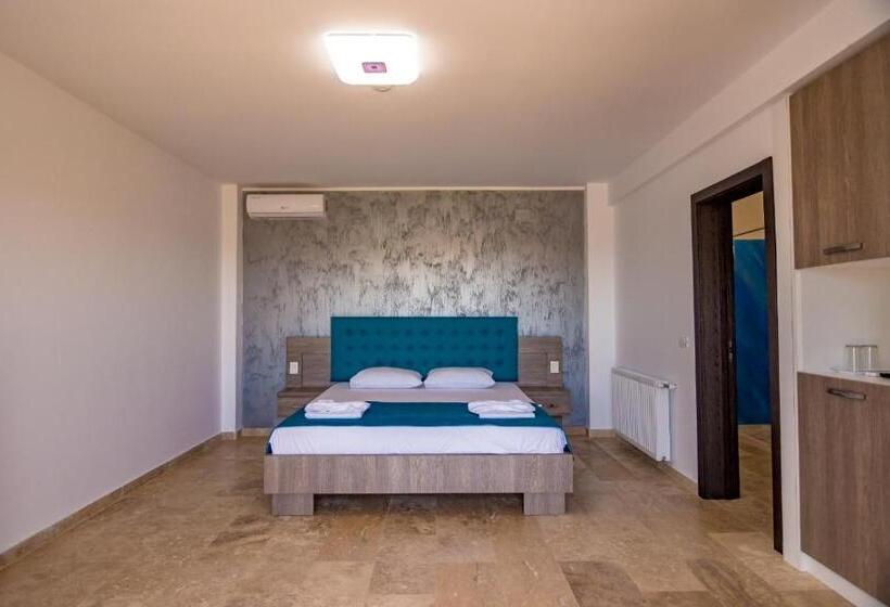 پانسیون Blue Border