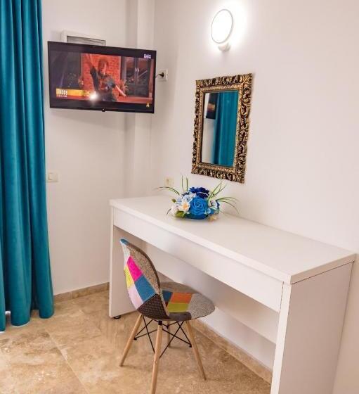 پانسیون Blue Border