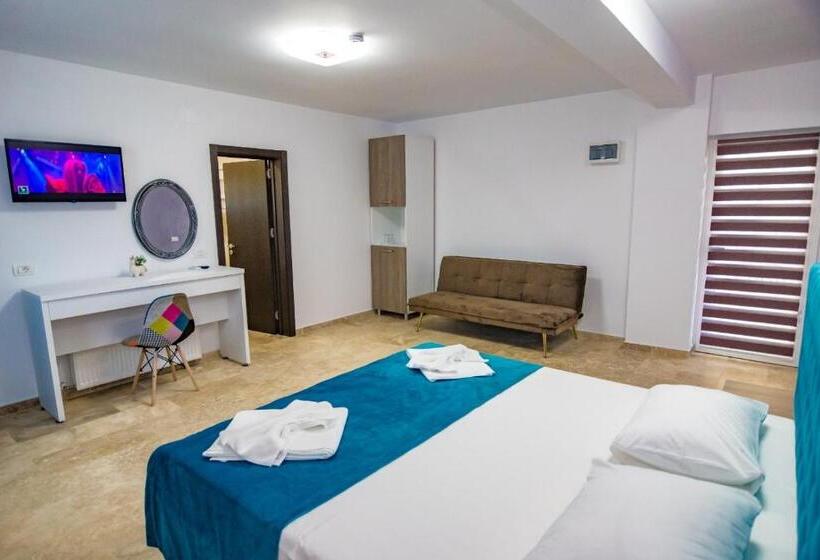 پانسیون Blue Border