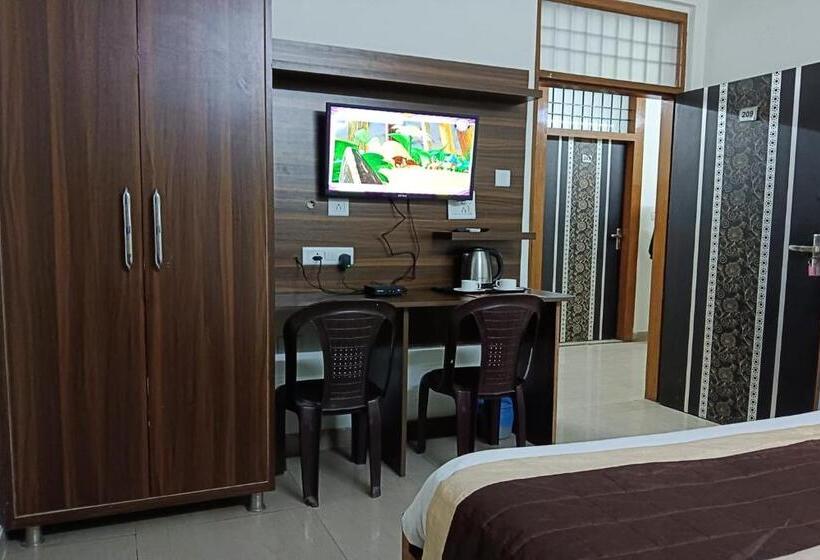 Hotel Meghna Residency