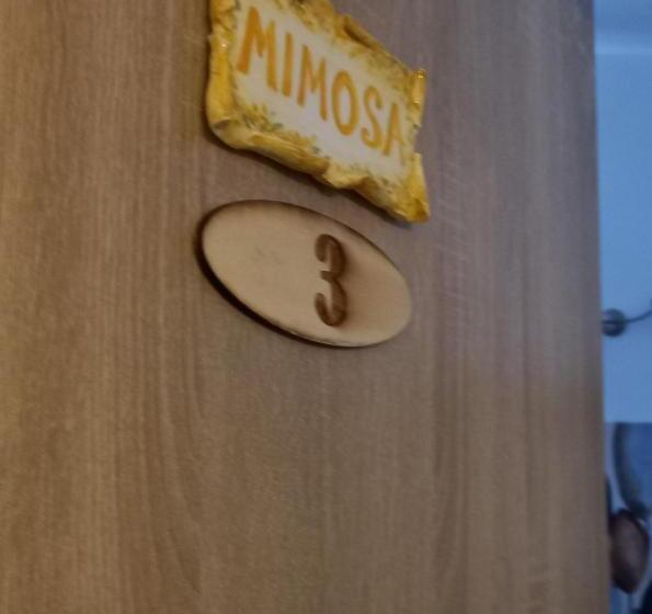 تختخواب و صبحانه La Corte Di Angelica