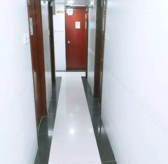 Pension Manila Guest House