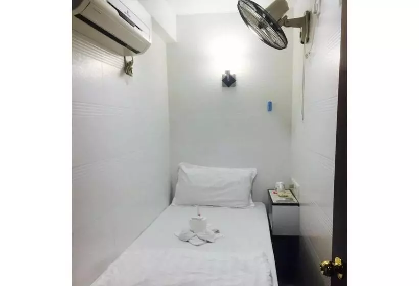 Pension Manila Guest House