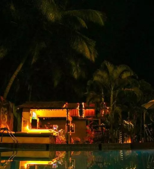 Resort Pappi Chulo Morjim