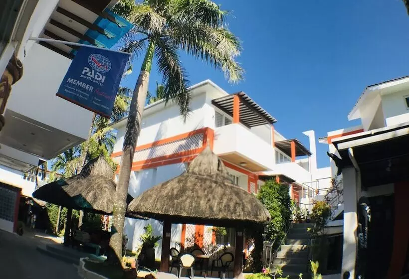 Calypso Beach & Dive Resort