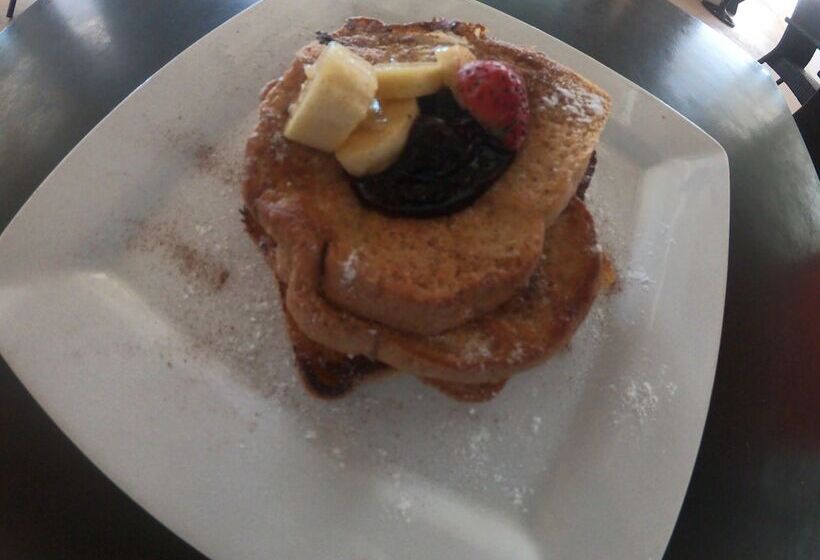 Calypso Beach & Dive Resort