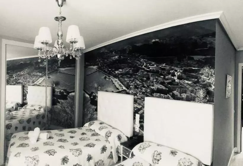 פונדק Alojamiento Catamarán