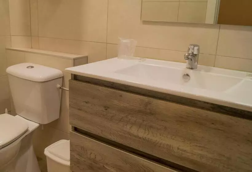 פונדק Alojamiento Catamarán