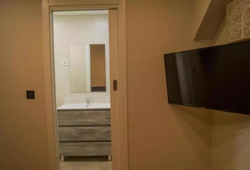 פונדק Alojamiento Catamarán