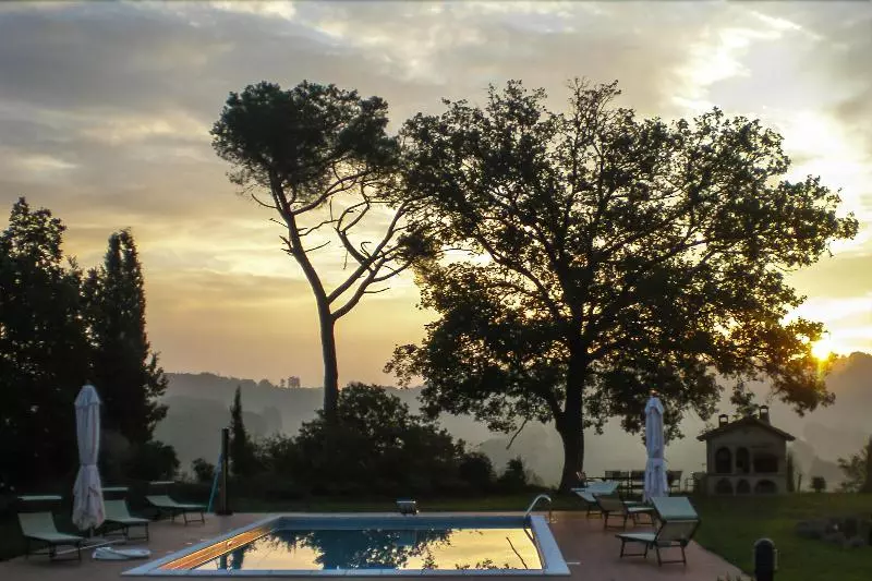 Отель Agriturismo Villa Fonte Regina