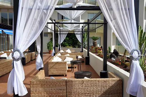 酒店 Amrapali Grand