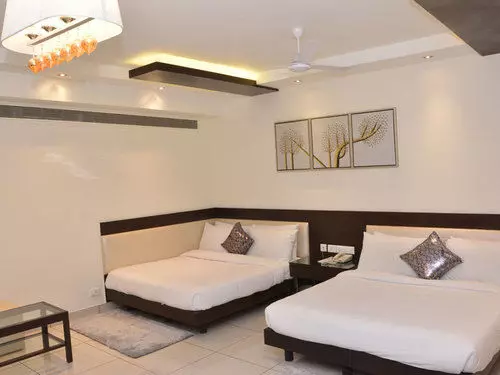 酒店 Amrapali Grand