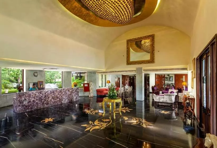 فندق Atrio  By Devam