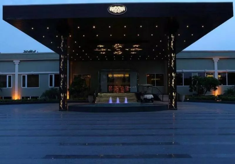 فندق Atrio  By Devam