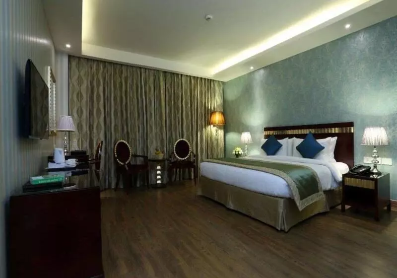 فندق Atrio  By Devam