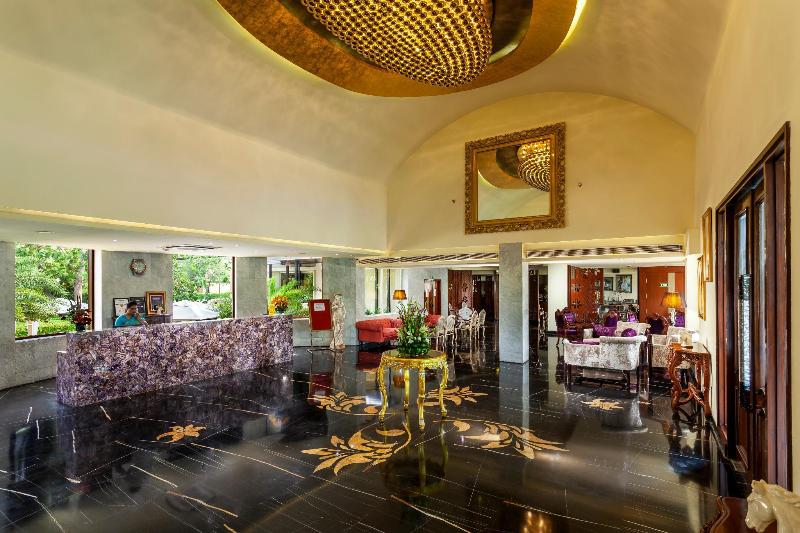 هتل Atrio  By Devam