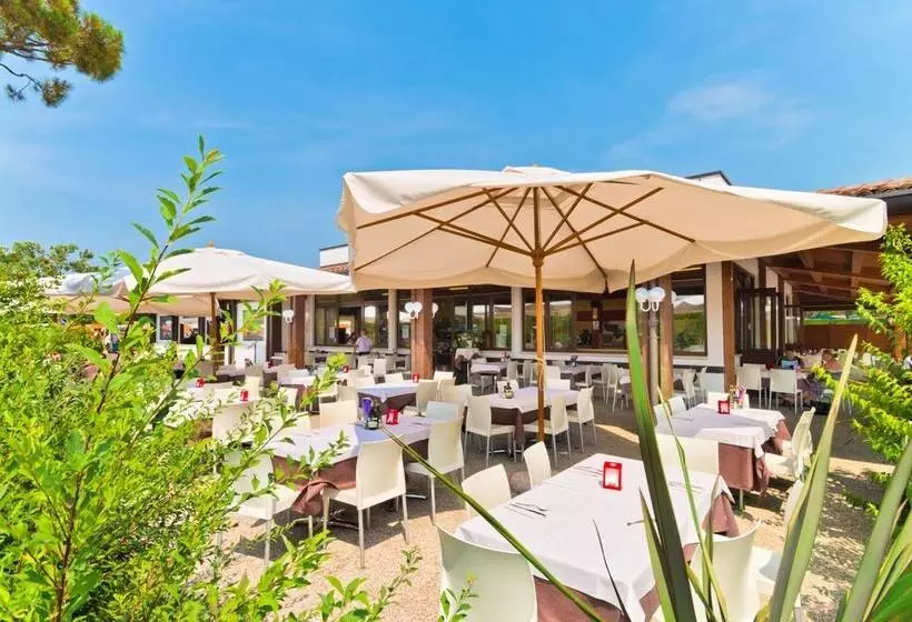 هتل Campeggio Del Garda