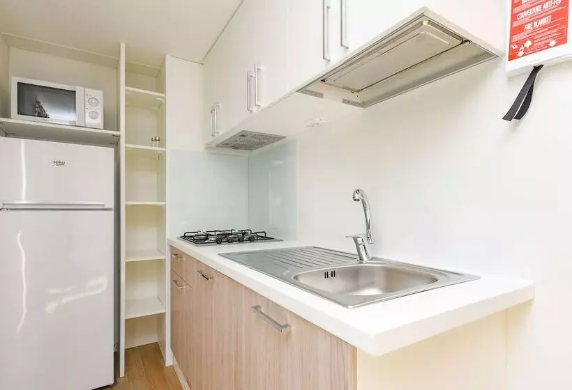 هتل Campeggio Del Garda