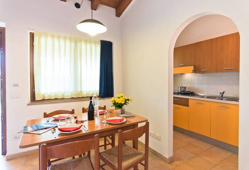 فندق Campeggio Del Garda