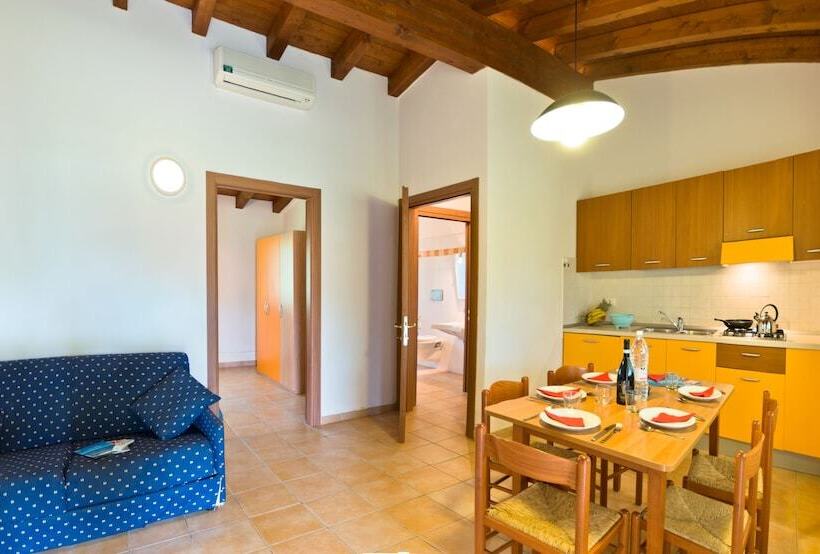 فندق Campeggio Del Garda