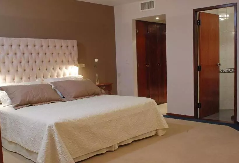 Hotelli De La Cañada