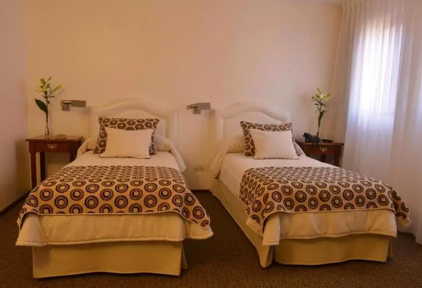 Hotelli De La Cañada