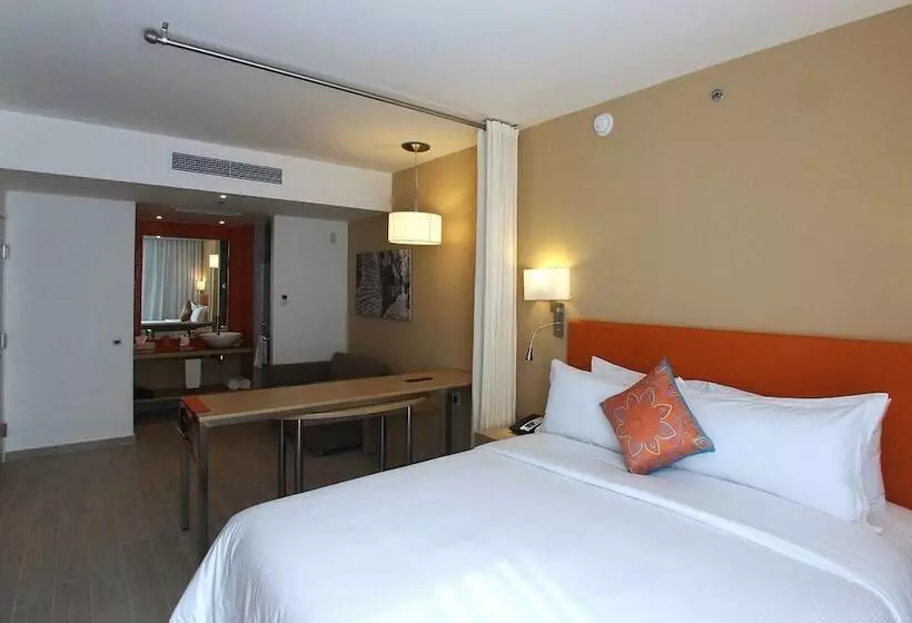 فندق Fiesta Inn & Loft Ciudad Del Carmen