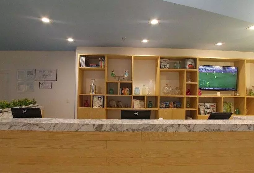 فندق Fiesta Inn & Loft Ciudad Del Carmen