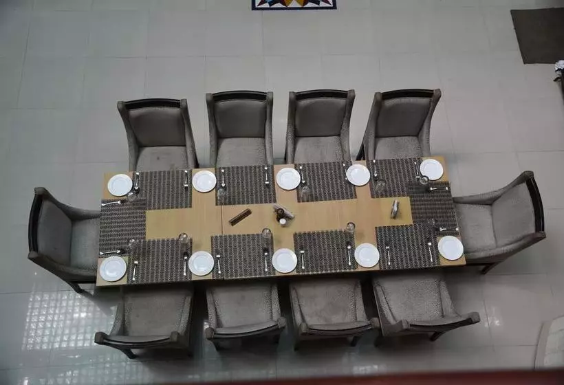 ホテル Oyo Premium Patliputra Patna