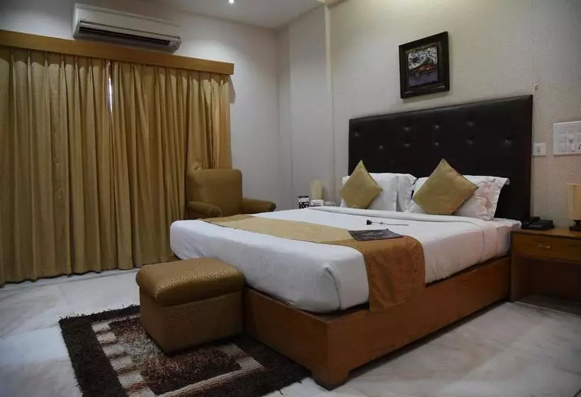 ホテル Oyo Premium Patliputra Patna