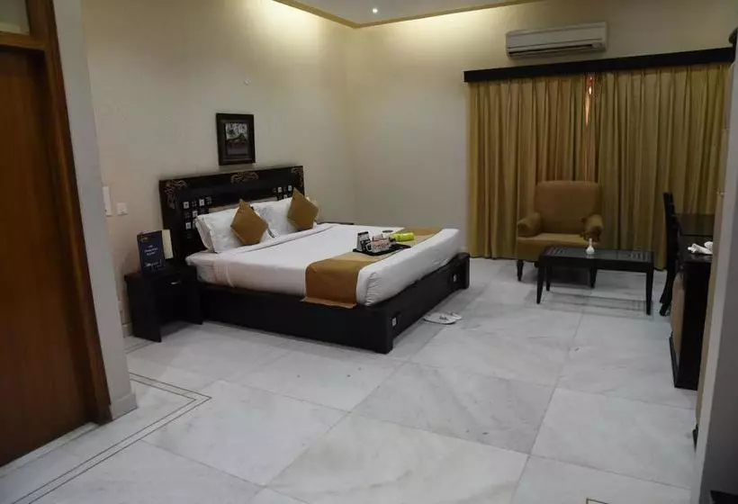 ホテル Oyo Premium Patliputra Patna