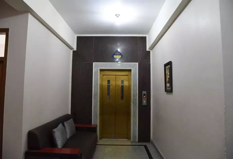 ホテル Oyo Premium Patliputra Patna