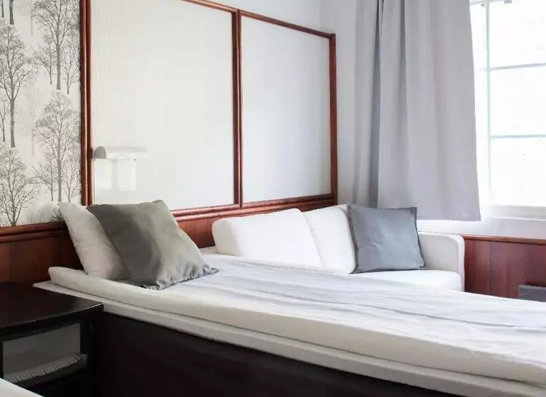 בית מלון כפרי Royal Ruka