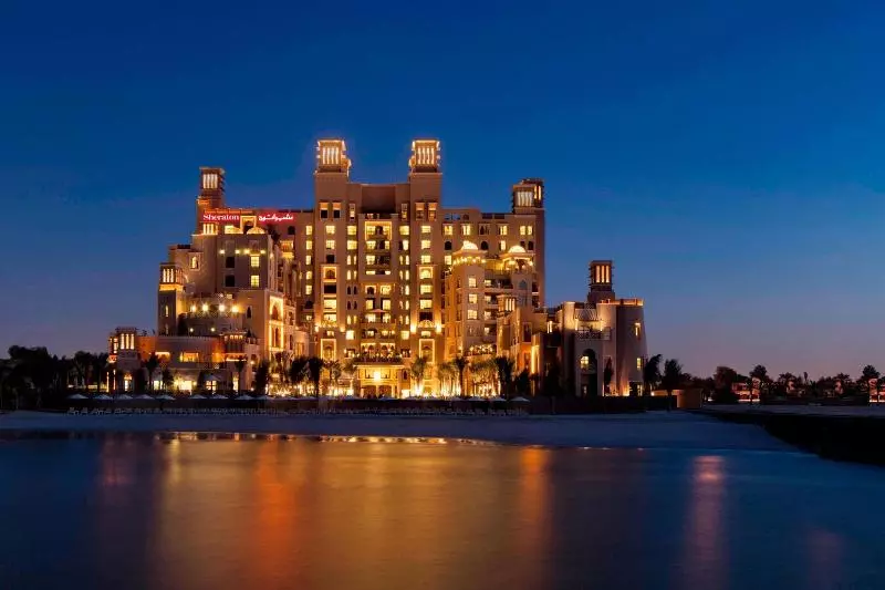 ホテル Sheraton Sharjah Beach Resort And Spa