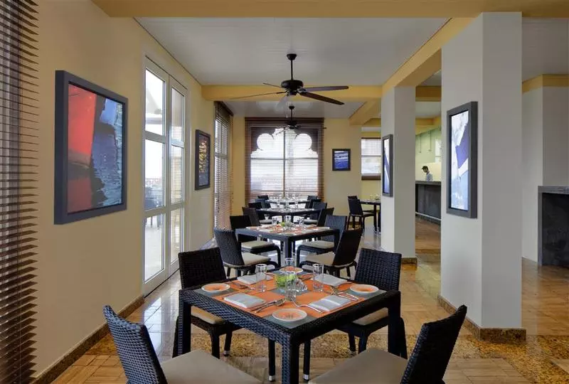 ホテル Sheraton Sharjah Beach Resort And Spa