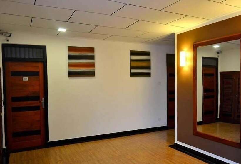 Отель Star Beach Guest House