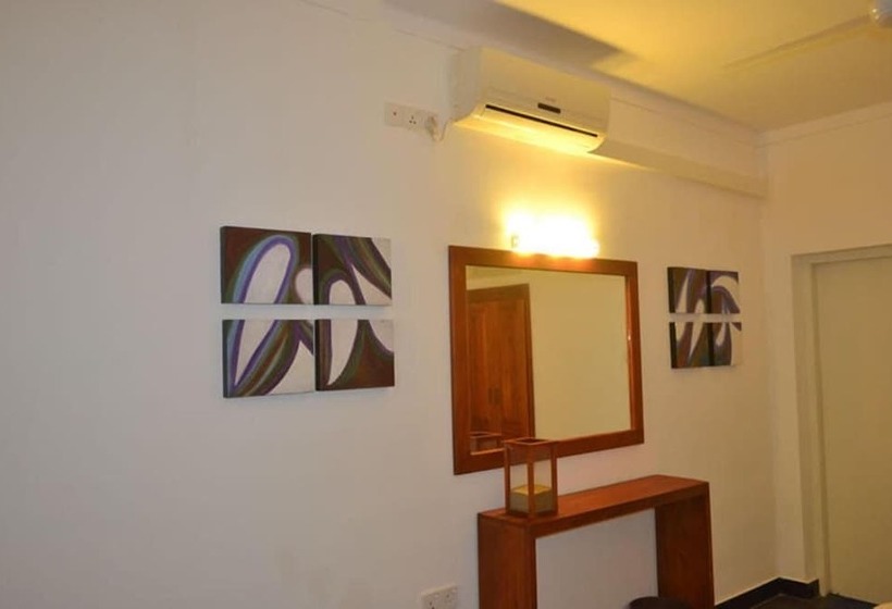 Отель Star Beach Guest House