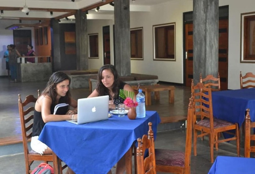 Отель Star Beach Guest House