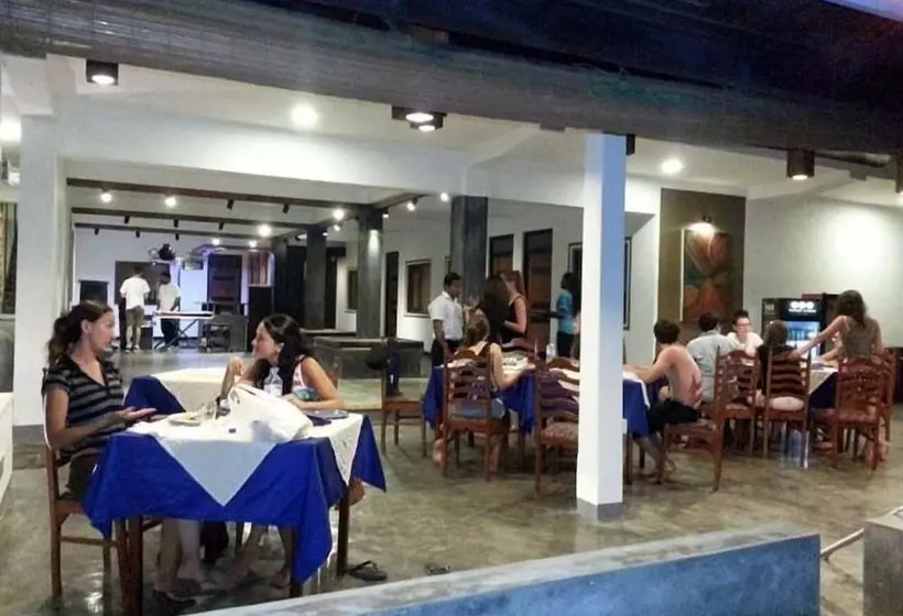 Отель Star Beach Guest House