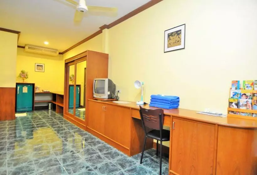 هتل The Golddigger's Resort