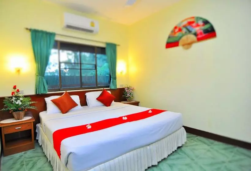 هتل The Golddigger's Resort