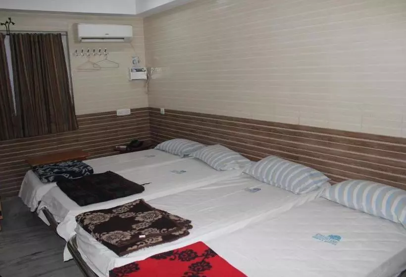 Pension Triplicane Paradise