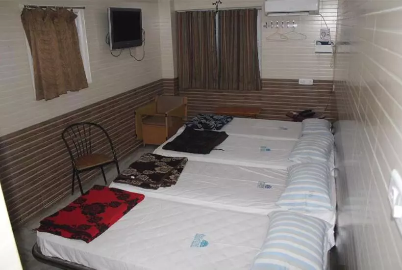 Pension Triplicane Paradise