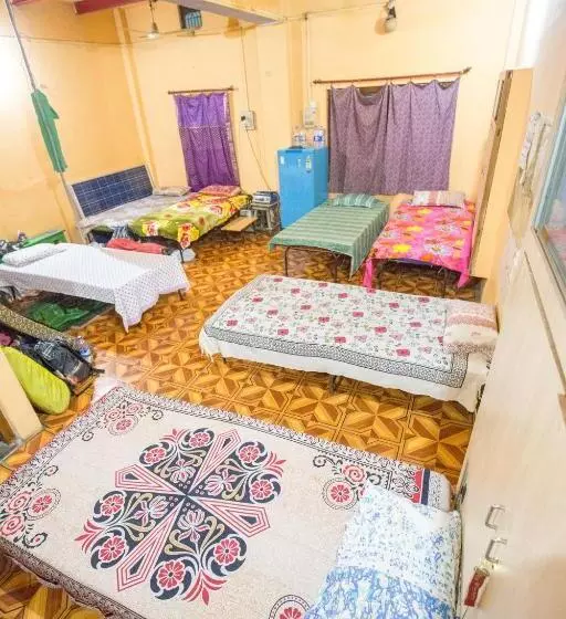 펜션 Somit Paying Guest House