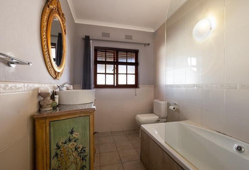 ペンション Villa D Or Guest House