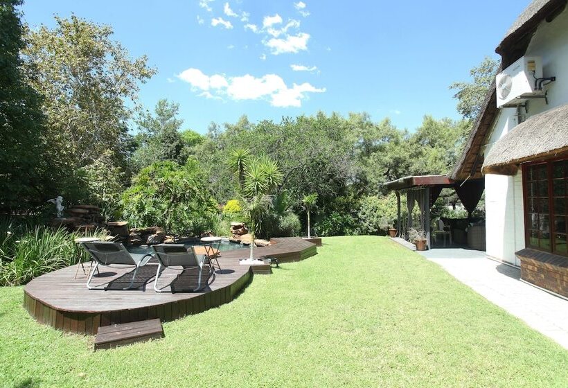 ペンション Villa D Or Guest House