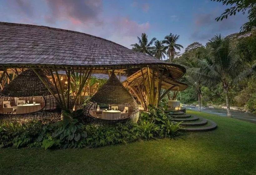 استراحتگاه Mandapa, A Ritz Carlton Reserve